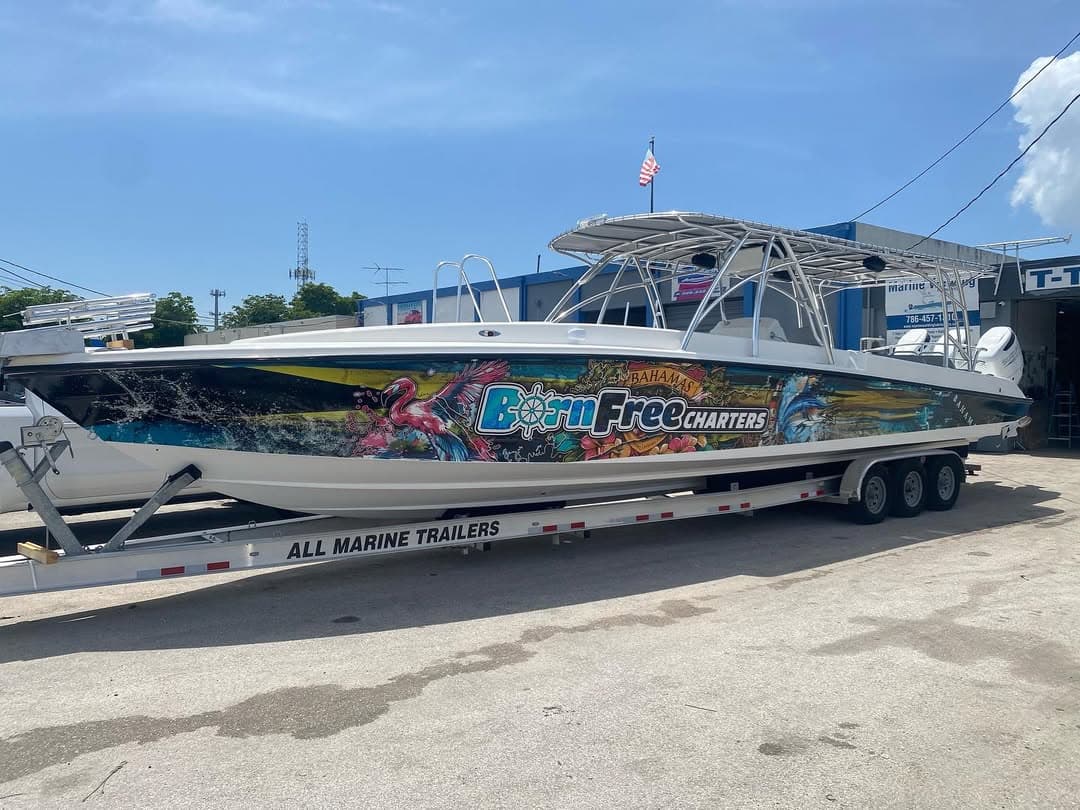 Bahamas boat wrap services